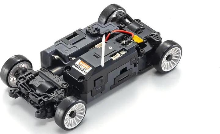 Image du produit Kyosho Mini-Z Nissan Skyline GT-R N1 R32 AWD Blanc, ARTR, 1:27 (Presque prêt à être conduite)