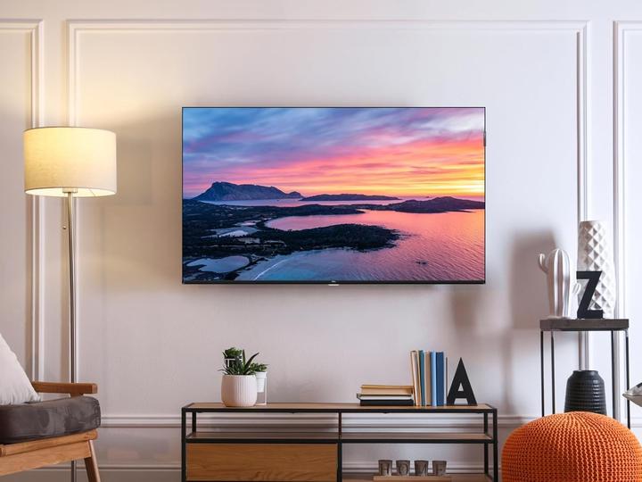 Produktbild TCL 32V5C 80 cm (32) (32", QLED, Full HD, 2025)