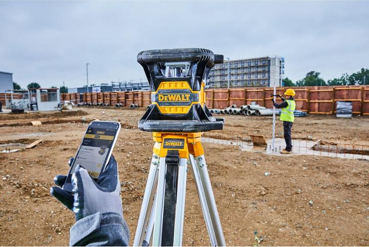Actual product image DeWalt LASER OBROTOWY 18V DCE080D1GS ZIELONY SAMOPOZIOM. 80m 1x2.0Ah BT TSTAK