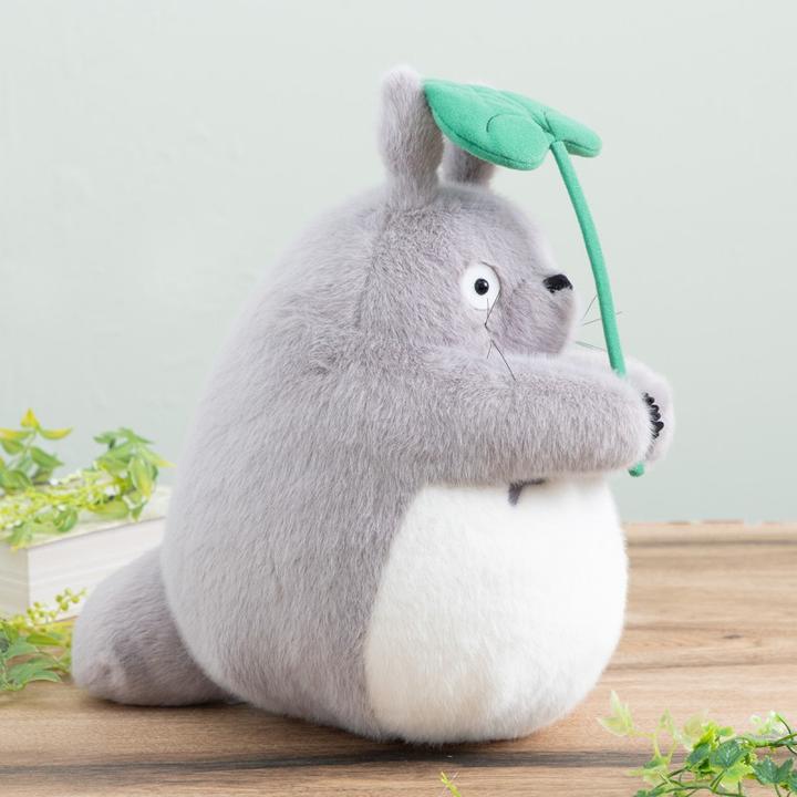 Actual product image Sun Arrow Mein Nachbar Totoro Dondoko Dance Plüschfigur Big Totoro Medium (31 cm)