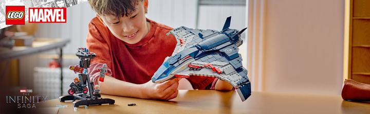 Actual product image LEGO Avengers: Age of Ultron Quinjet (76325, LEGO Marvel)