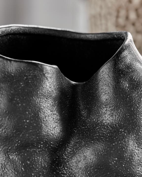 Actual product image House Doctor Vase, HDFomu, black (1 x, 20 x 15.5 cm)