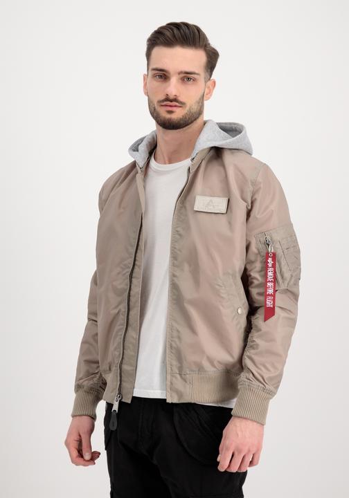 Immagine prodotto Alpha Industries Bomber con cappuccio integrato e tag Remove Before Flight (XL)
