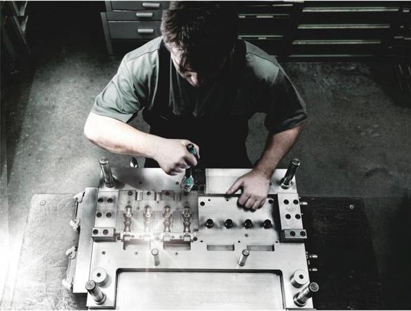 Produktbild Wera 8100 SC 2 Zyklop Speed-Knarrensatz (32 mm, 19 mm, 12 mm, 24 mm, 14 mm, 22 mm, 16 mm, 23 mm, 10  mm, 21 mm, 18 mm, 27 mm, 31 mm, 17 mm, 11 mm, 15 mm, 26 mm, 30 mm, 28 mm, 29 mm, 13 mm, 20 mm, 25 mm)