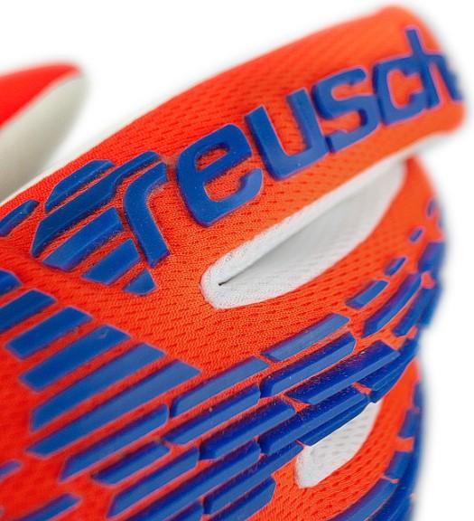 Actual product image Reusch Attract Freegel Silver