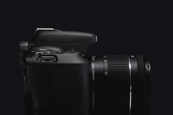 Actual product image Canon EOS 200D Kit (18 - 55 mm, 24.20 Mpx, APS-C / DX)