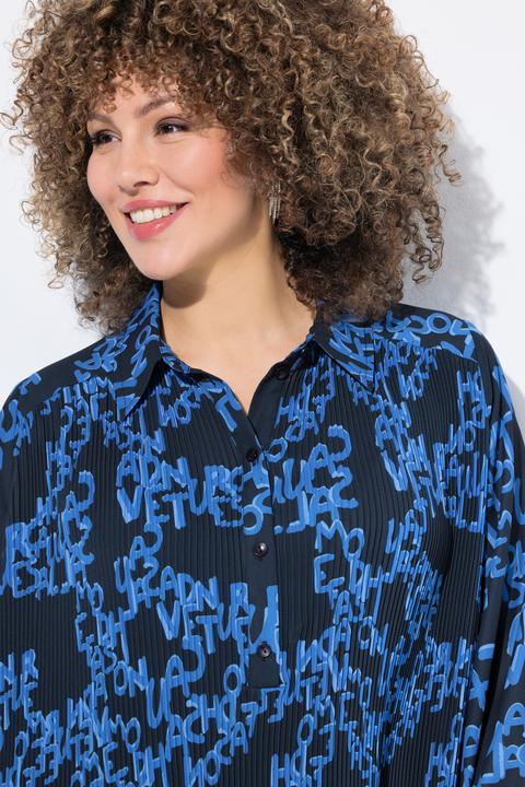 Produktbild Ulla Popken Plissee-Bluse, Schriftmuster, A-Linie, Hemdkragen, Langarm (58)