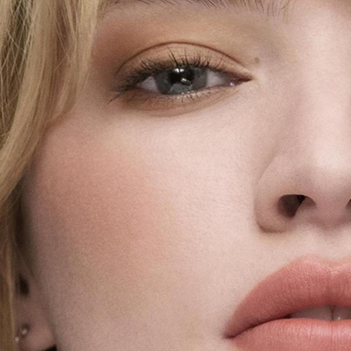 Produktbild Estée Lauder Pure Color Envy Sculpting Blush 03 Magnetic Glow (03 Magnetic Glow)