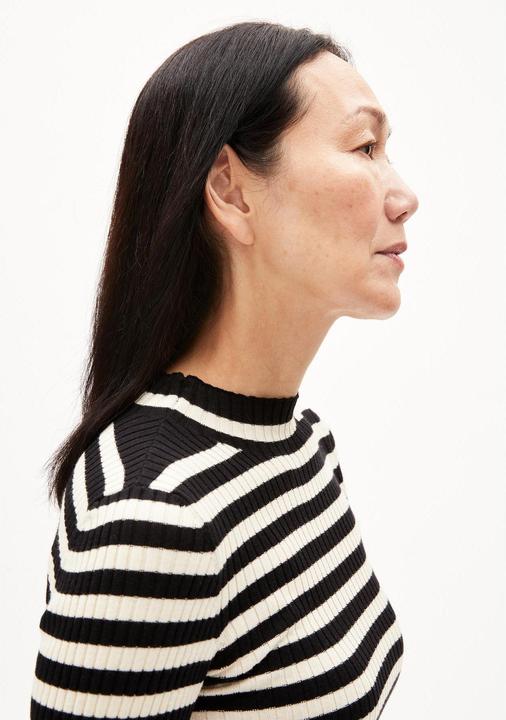 Produktbild Armedangels Alaania Pullover Stand-Up Collar Black/Oatmilk (XS)