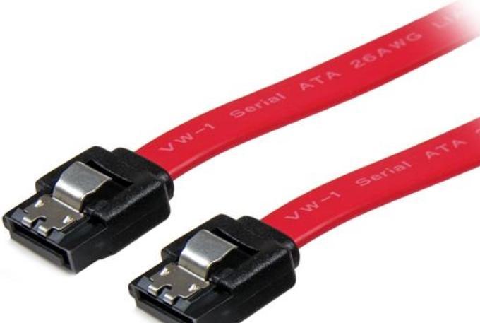 Produktbild StarTech 24 inch Latching SATA Cable