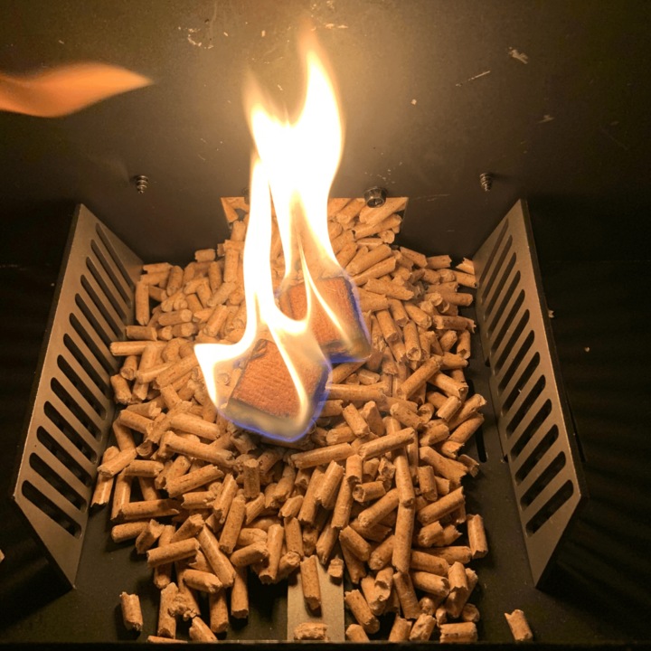 Image du produit K-Stove Poêle à pellets Vesuvius | Chauffage de terrasse 4,5 kW Grille (4500 W)