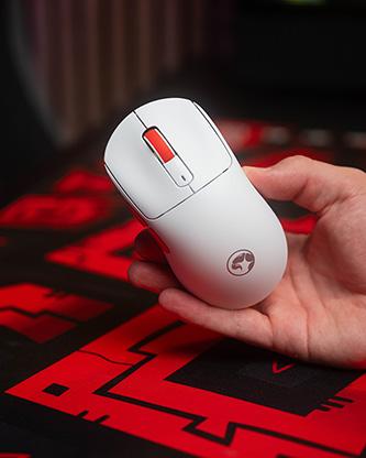 Produktbild Marvo NIRO 60 Maus weiss, 12000DPI, Tri-Mode (Kabelgebunden, Kabellos)