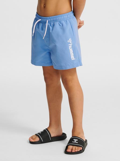 Actual product image hummel hmlBONDI BOARD SHORTS (122)