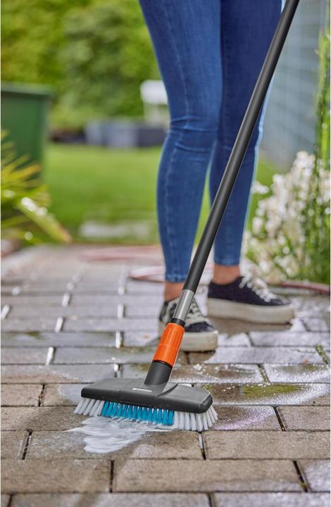 Immagine prodotto Gardena Set di lavaggio Cleansystem con manico duro