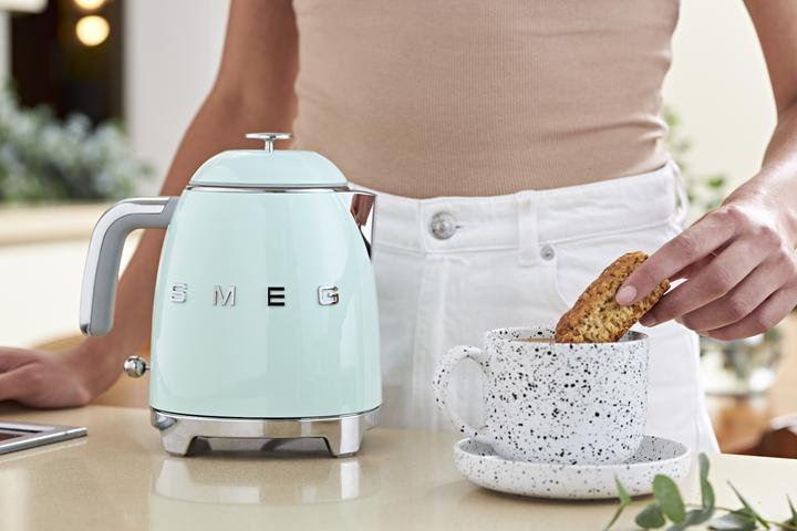 Actual product image Smeg 50's Retro Style Mini (0.80 l)