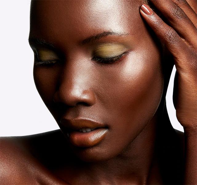 Immagine prodotto MAC Cosmetics Mineralize Skinfinish (Deposito d'oro)