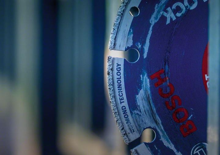 Actual product image Bosch Professional Zubehör Cutting and grinding disc Diamond cutting disc X LOCK Best for Metal 115 x 22.23 mm diameter 1 pc.