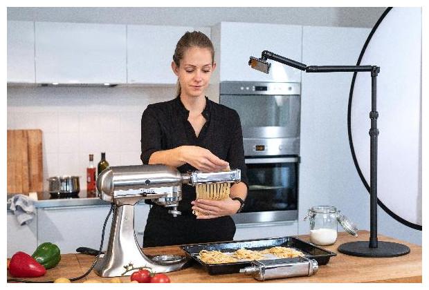 Produktbild Elgato Multi Mount Weighted Base (Halterungsbügel)