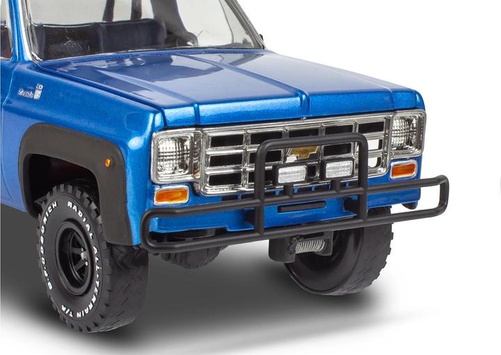 Actual product image Revell 78 Chevy 4x4 Pickup with Go-kart