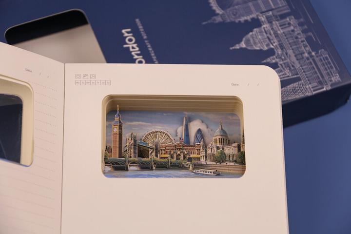 Image du produit Carnet 3D (A5, À rayures, Couverture rigide)