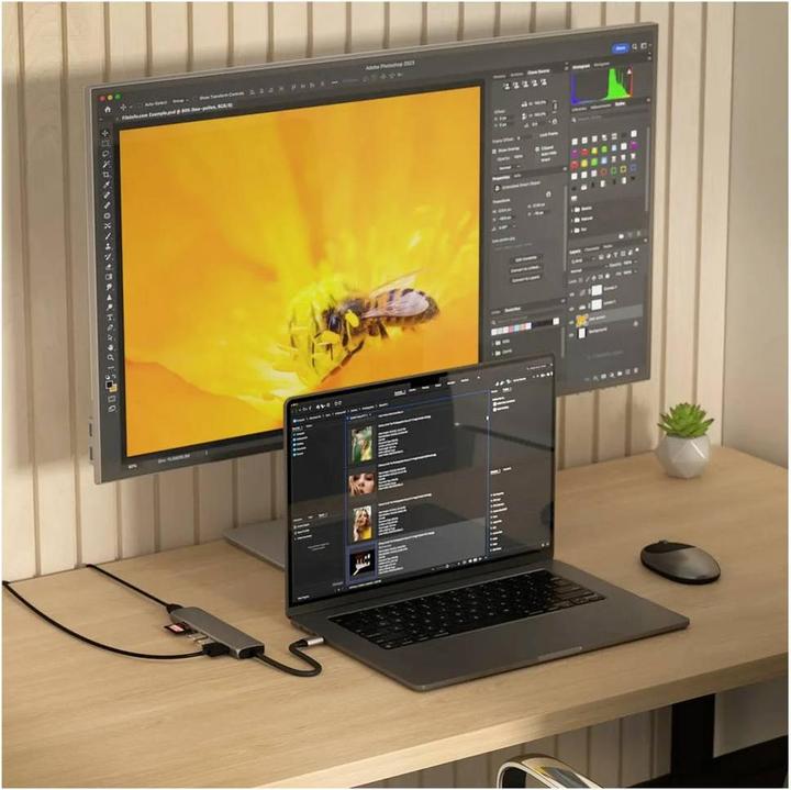 Produktbild Satechi Slim 7 Multiport Hub Space Grey (USB-C, 7 Ports)