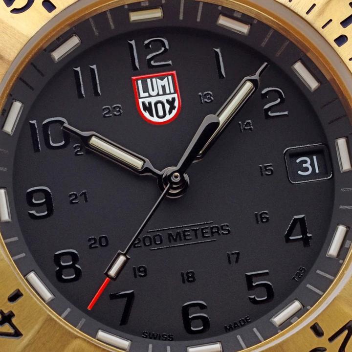 Image du produit Luminox Navy Seal Foundation 3200 Series (Montre analogique, Swiss Made, 43 mm)