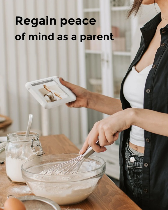 Actual product image Momcozy Video baby monitor (Video & Audio, 300 m)