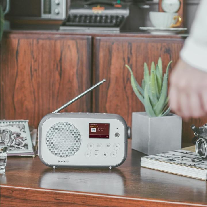 Image du produit Sangean DPR-42BT BLANC-GRIS (DAB+ DAB, FM, Bluetooth)
