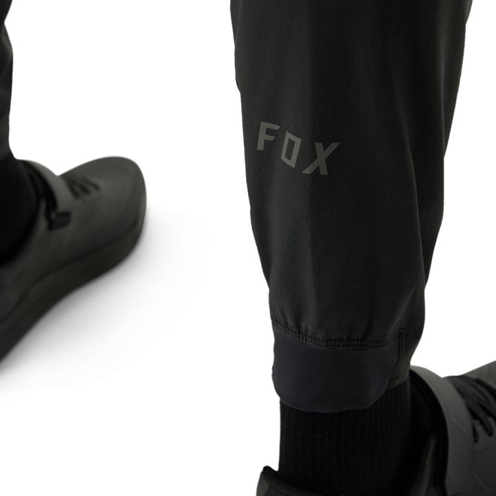 Actual product image Fox Pant 24 Flexair Pro Fire Alpha™ Blk (M)