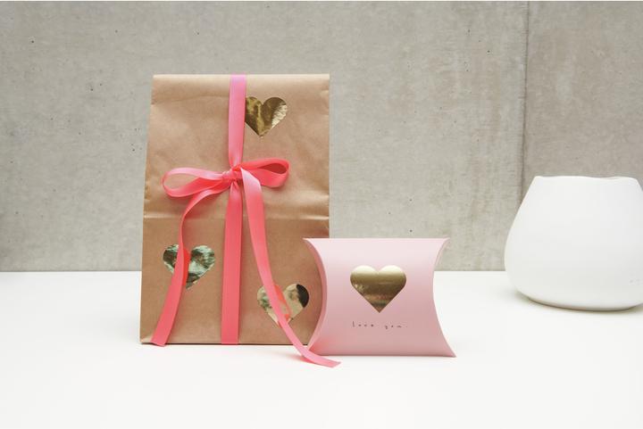 Produktbild Rico Design Sticker Herzen gold FSC MIX