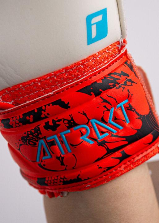 Actual product image Reusch Attrakt Solid Finger Support Junior (7)