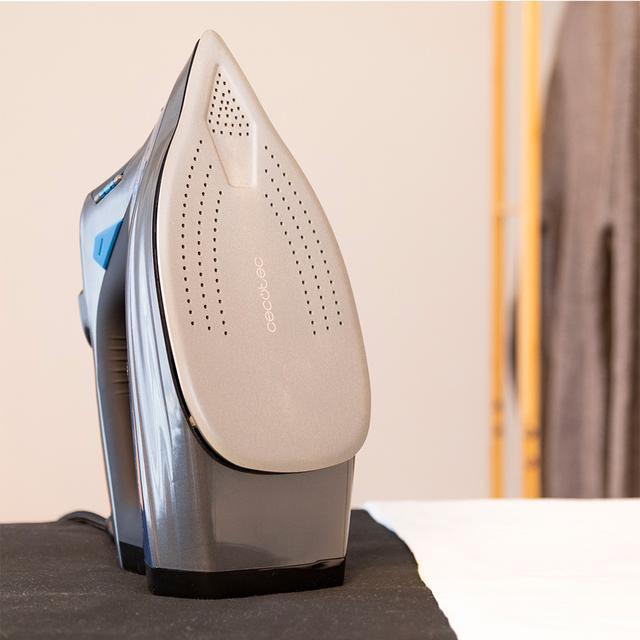 Actual product image Cecotec Żelazko Żelazko IronHero 3200 Vital (3200 W, 270 g/min)