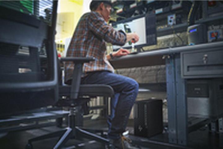 Produktbild HP Z1 Tower G1i Desktop PC Wolf Pro Security Edition (Intel Core Ultra 7 265, 40 GB, 1000 GB, GeForce RTX 4060)