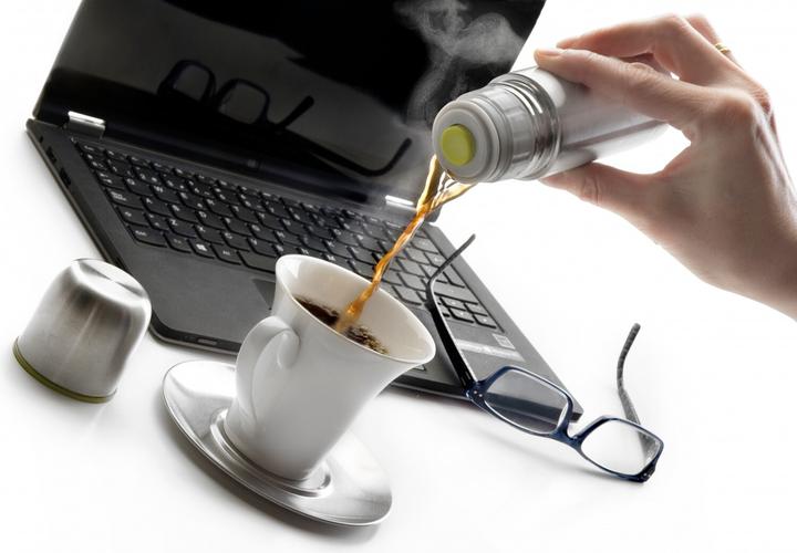 Image du produit Ibili Bouteille isotherme en acier inoxydable 150 ml Garde les boissons chaudes ou froides. Idéale pour (0.15 l)