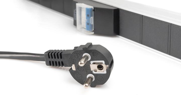 Produktbild Digitus 18-fach Steckdosenleiste, Alu (18 x, CEE 7/3, 2 m)
