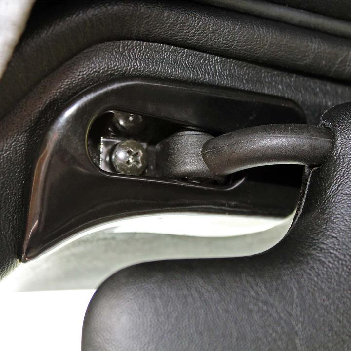 Produktbild Wiltec Abdeckkappe Aufnahme Sonnenblende links für Mercedes SL R129 W124 Metall schwarz