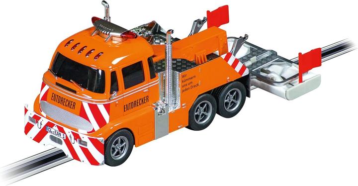 Actual product image Carrera D132 Track Cleaning Truck