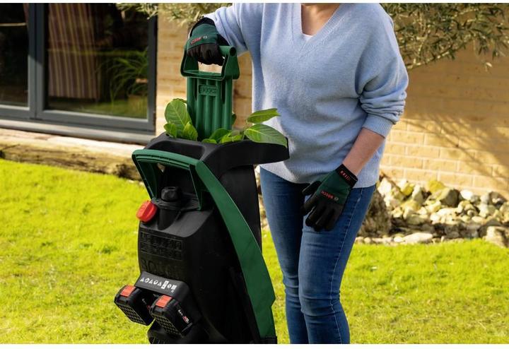 Productafbeelding Bosch Home & Garden Universele hakselaar 18V-25