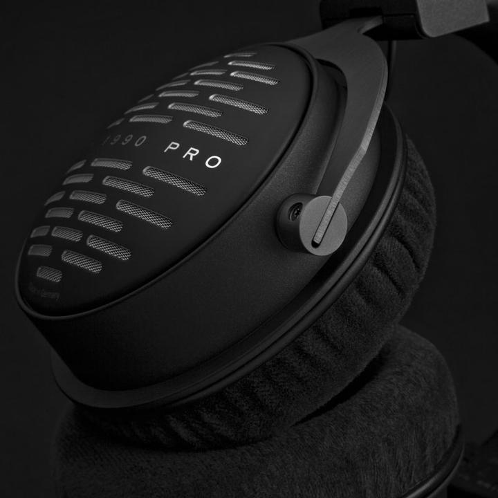 Produktbild Beyerdynamic DT 1990 Pro (keine Geräuschunterdrückung, Kabelgebunden)