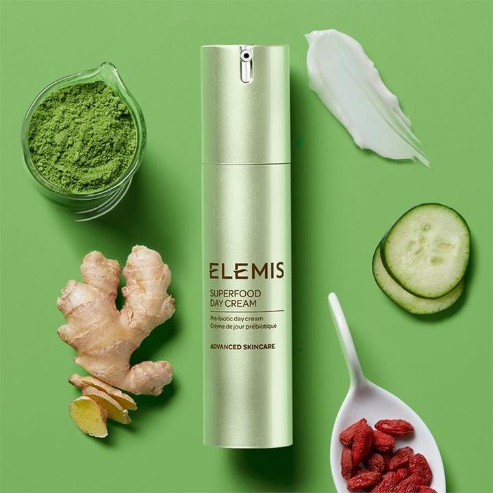 Actual product image Elemis Superfood Day Cream (Eau de parfum, 50 ml)