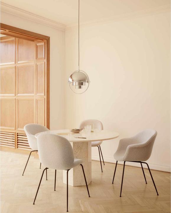 Image du produit Gubi Epic Dining Table Table (130 x 74 cm)