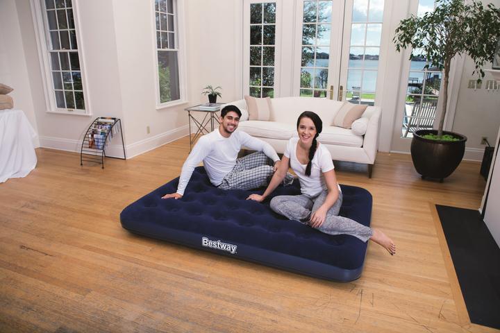 Productafbeelding Bestway Gevlokt luchtmatras - Luchtpomp / Tweepersoons (135 x 190 cm)