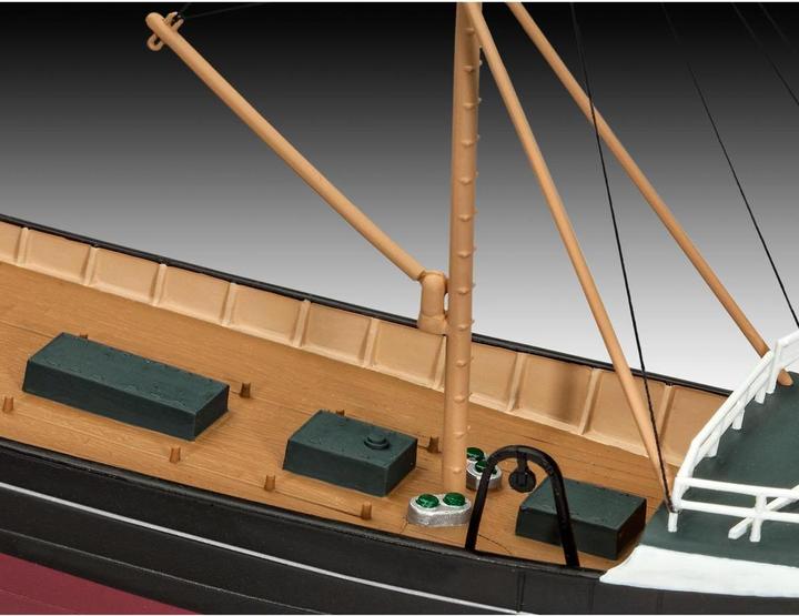 Produktbild Revell Northsea Fishing Trawler