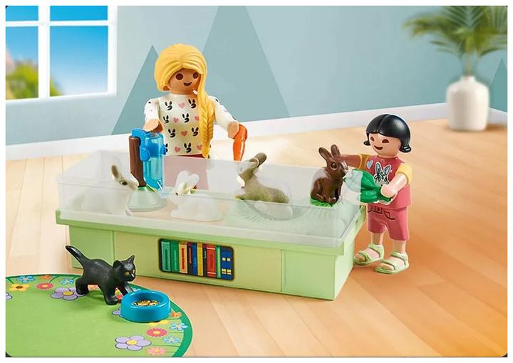 Actual product image Playmobil Family with rabbits (71753, Playmobil My Life)