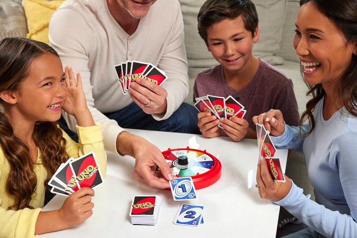 Produktbild Mattel Games UNO Spin (Multilingual)