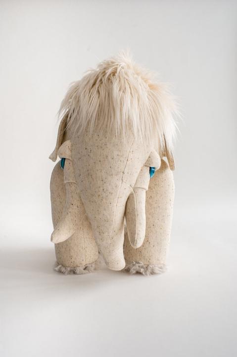 Actual product image BigStuffed Albino Mammoth Large (42 cm)
