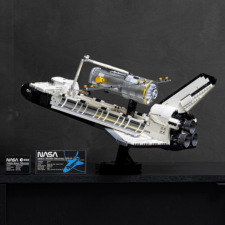 Productafbeelding LEGO NASA Space Shuttle Discovery (10283, LEGO Zeldzame Sets)