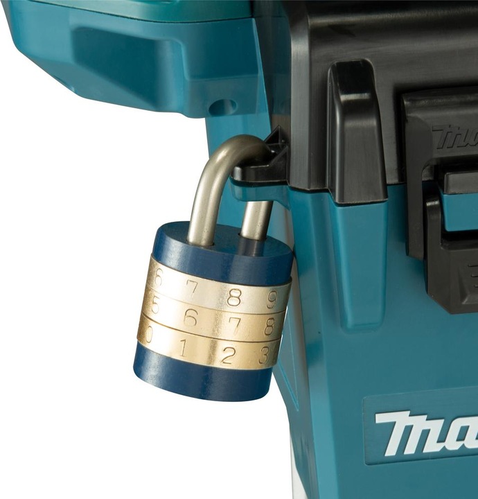 Actual product image Makita DML814 (3000 lm)