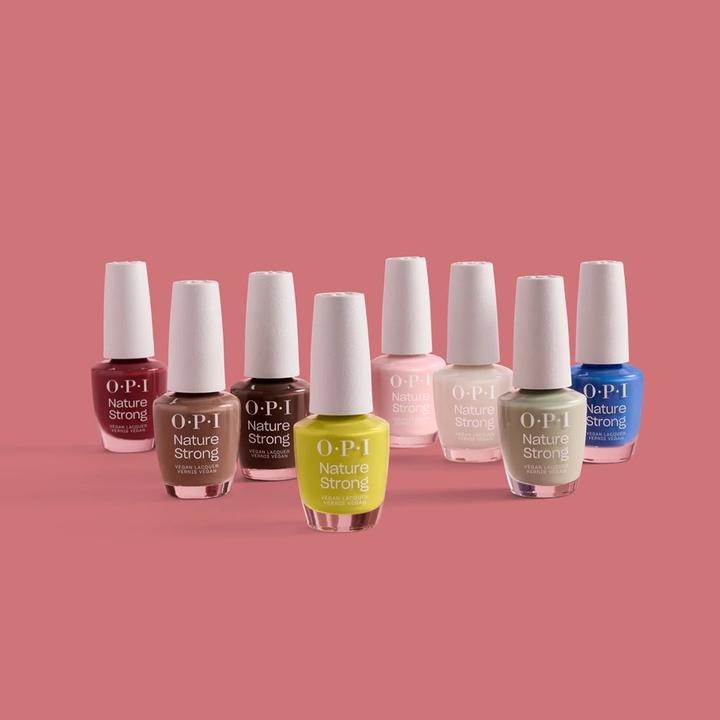 Produktbild OPI Nature Strong Nail Polish Natural Origin Long Lasting Cauliflower Power 15ml (Cauliflower Power, Farblack)