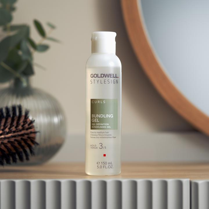 Actual product image Goldwell StyleSign Curls Bundling Gel (Hair gel, 150 ml)